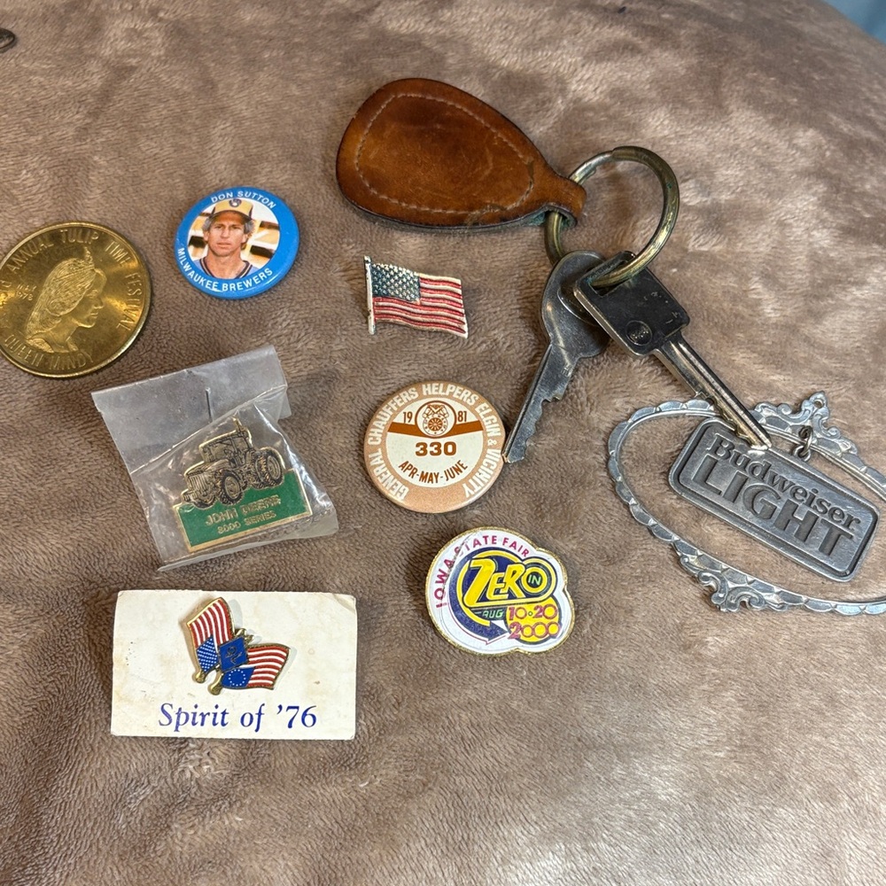 Vintage Advertising pins, coin, key chain and pewter Budweiser ornament